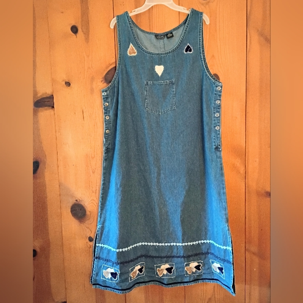 Agazo Sleeveless A-Line Denim Midi Dress With Heart Applique Detail